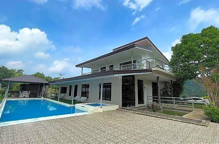Serenity Farm And Resort, Busay Resort 5*