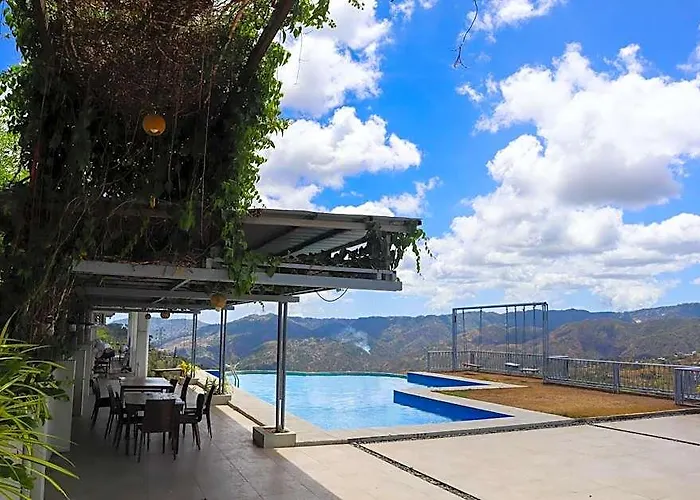 Serenity Farm And Resort, Busay Resort 5*